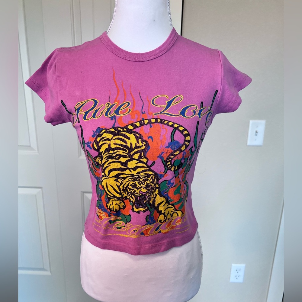 Urban Outfitters Short-Sleeve Tiger Graphic Baby Cropped Tee Sz Medium